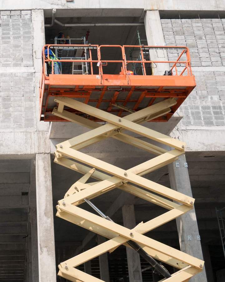 Appareil élévateur intérieur Nîmes